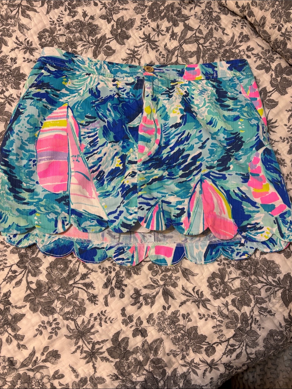 Lilly Pulitzer Colorful Scalloped Hem Mini Skort - Pink & Blue Sail Print